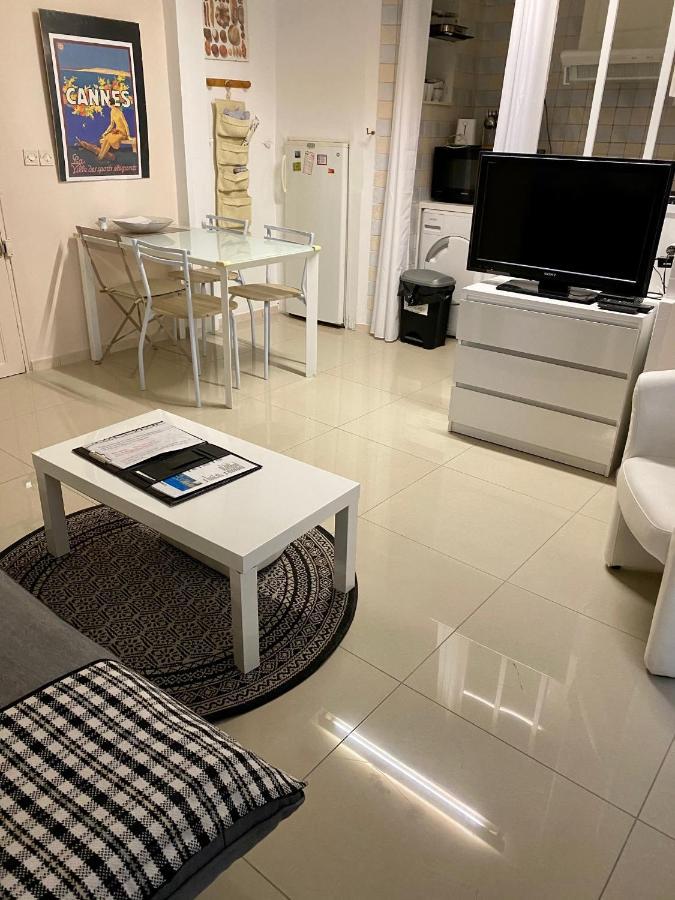 Appartement 2 Chambres - Suquet, Terrasse Et Parking Cannes Exterior foto